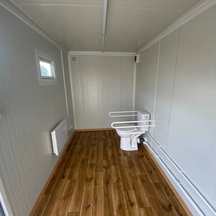 Sanitärbehälter für Menschen mit Behinderungen Toilette mit Rampe